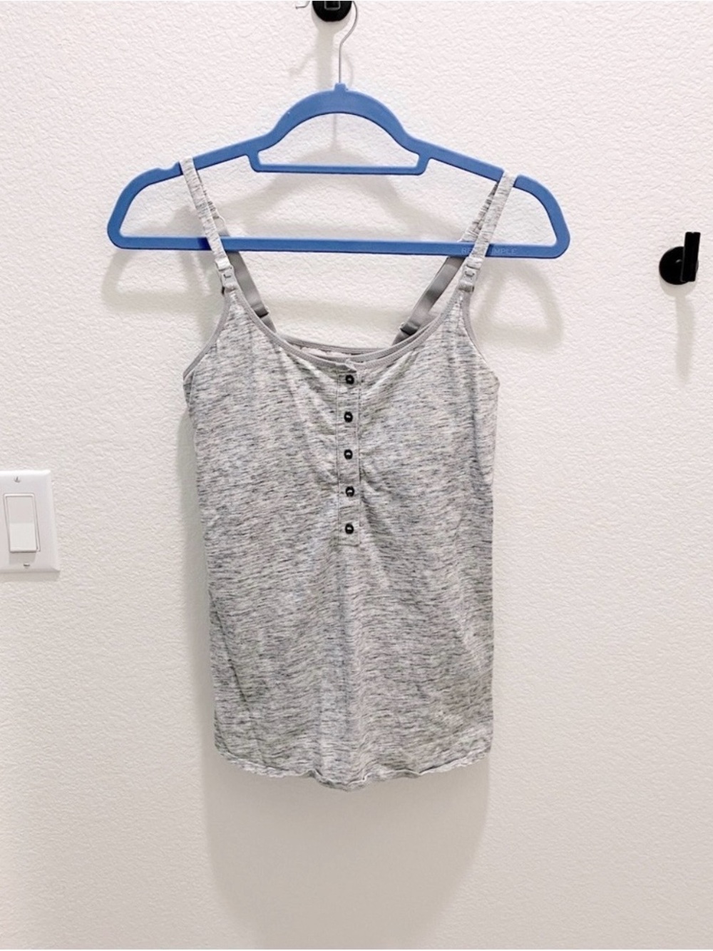 Gilligan and O’Malley Gray Jersey Knit Henley Button Nursing Cami - Size M